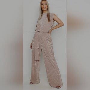 Boohoo Pleated Blush Jumpsuit